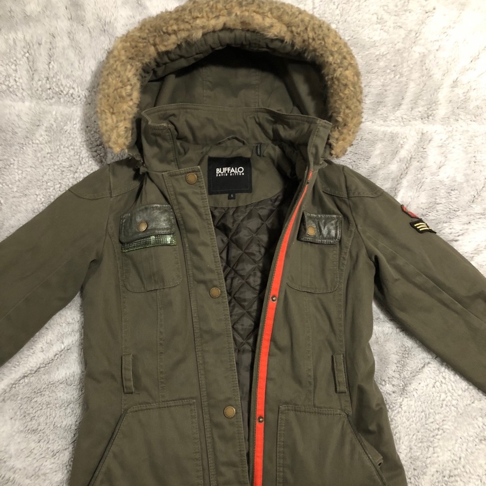 Jacket - Picture 1 of 5